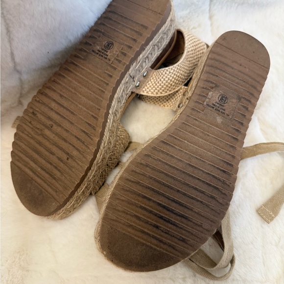 Soda Beige Espadrille Sandals - Picture 3 of 4
